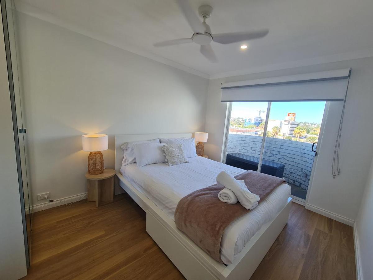 West Beach Lagoon 114 - Ocean Views West Perth 外观 照片